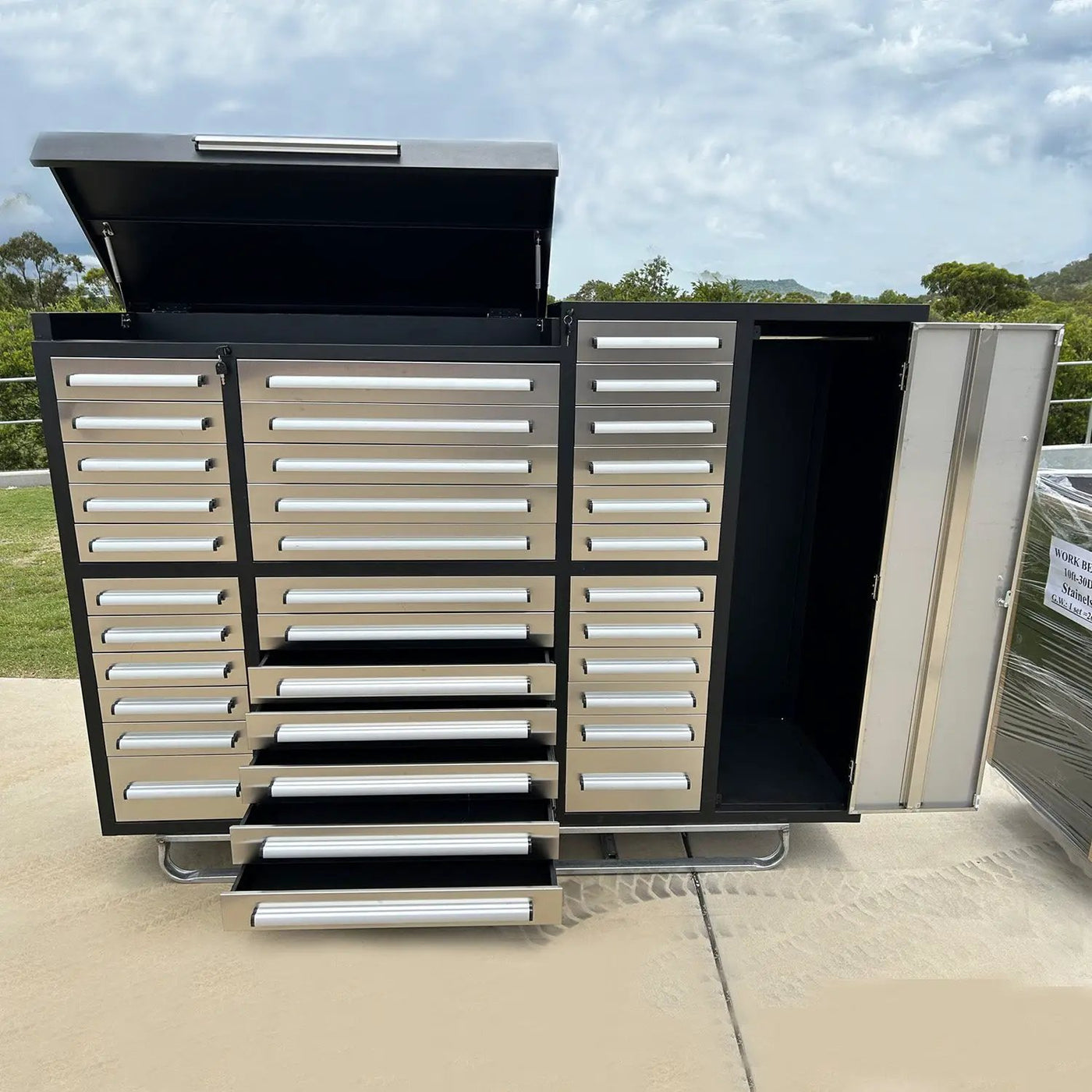 7ft Garage Storage Cabinet (35 Drawers & 1 Cabinet) by Chery Industrial