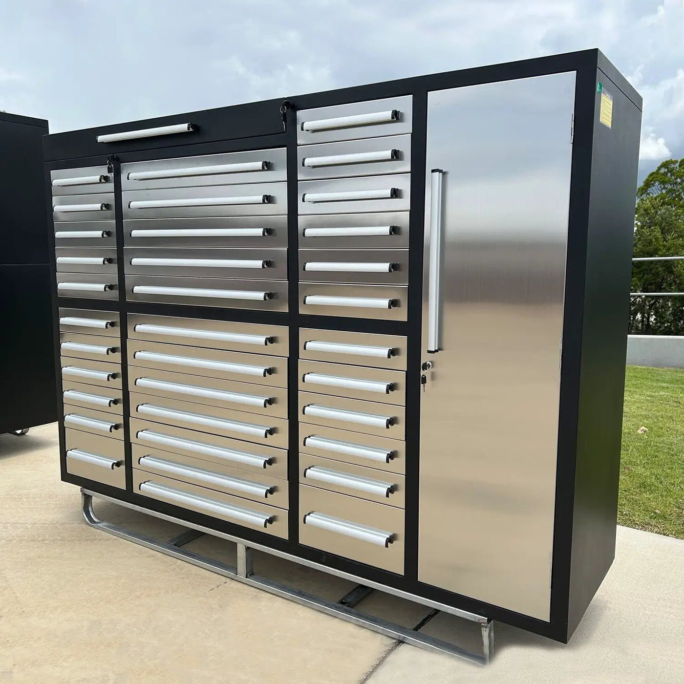7ft Garage Storage Cabinet (35 Drawers & 1 Cabinet) by Chery Industrial