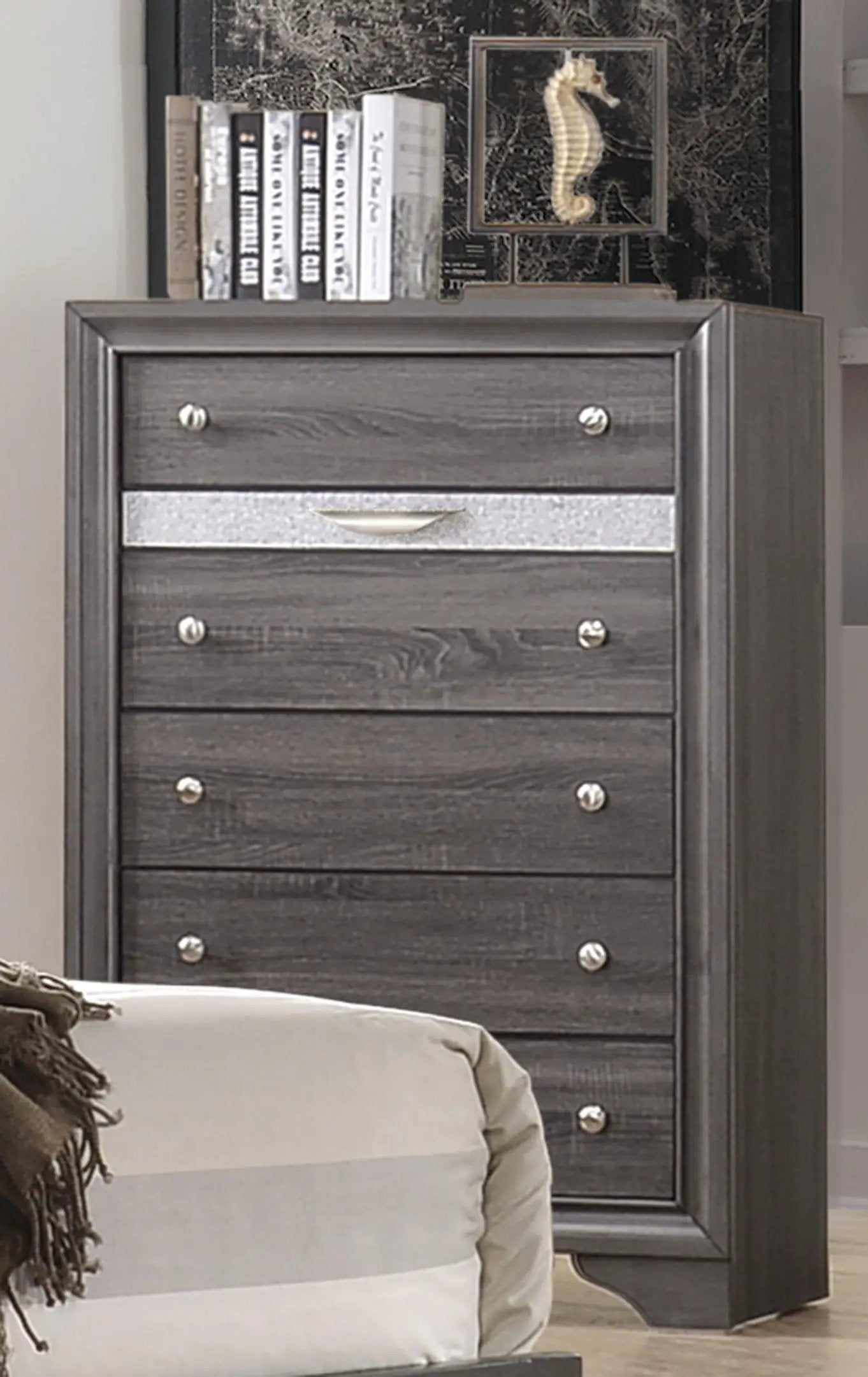 Traditional Queen 5 Piece Storage Bedroom Set in Gray Wood by HouseOfZazla