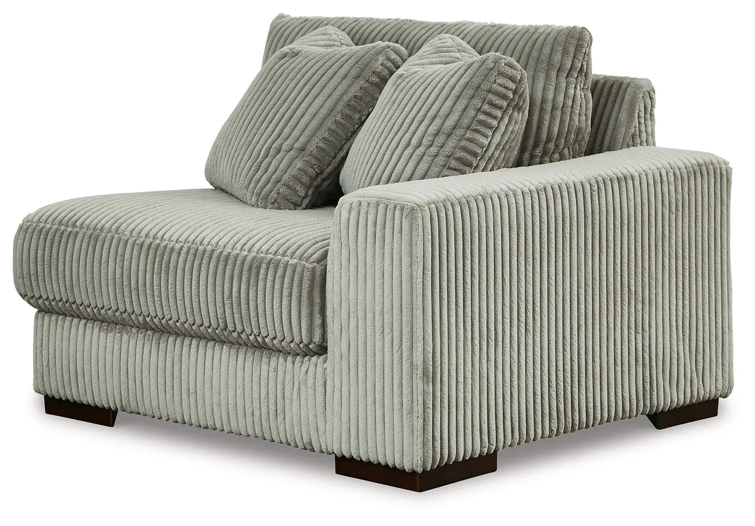 Lindyn - Sectional by Unique Piece Furniture