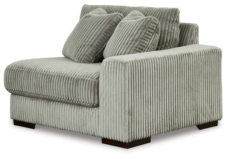 Lindyn - Sectional by Unique Piece Furniture