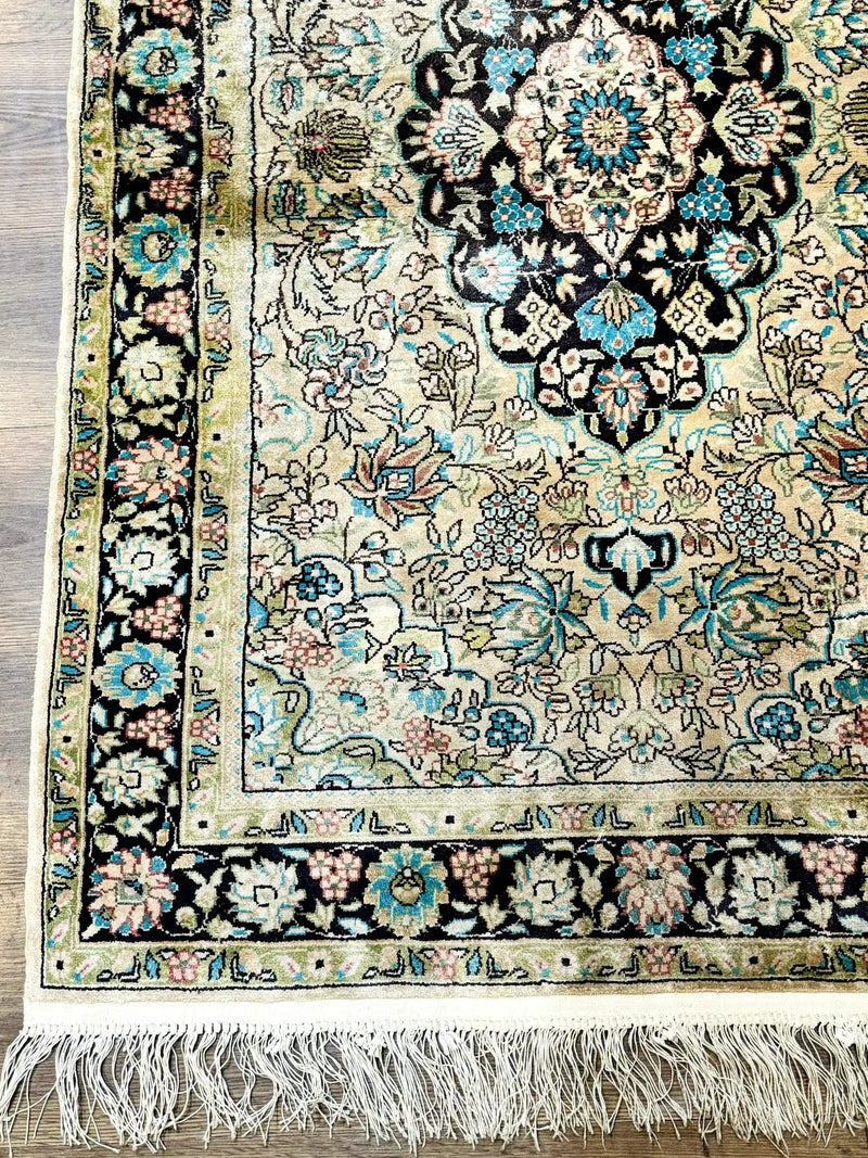 Indian Kashmiri Silk Rug 3x5, Floral Medallion, Fine 200 KPSI by Jewel Rugs