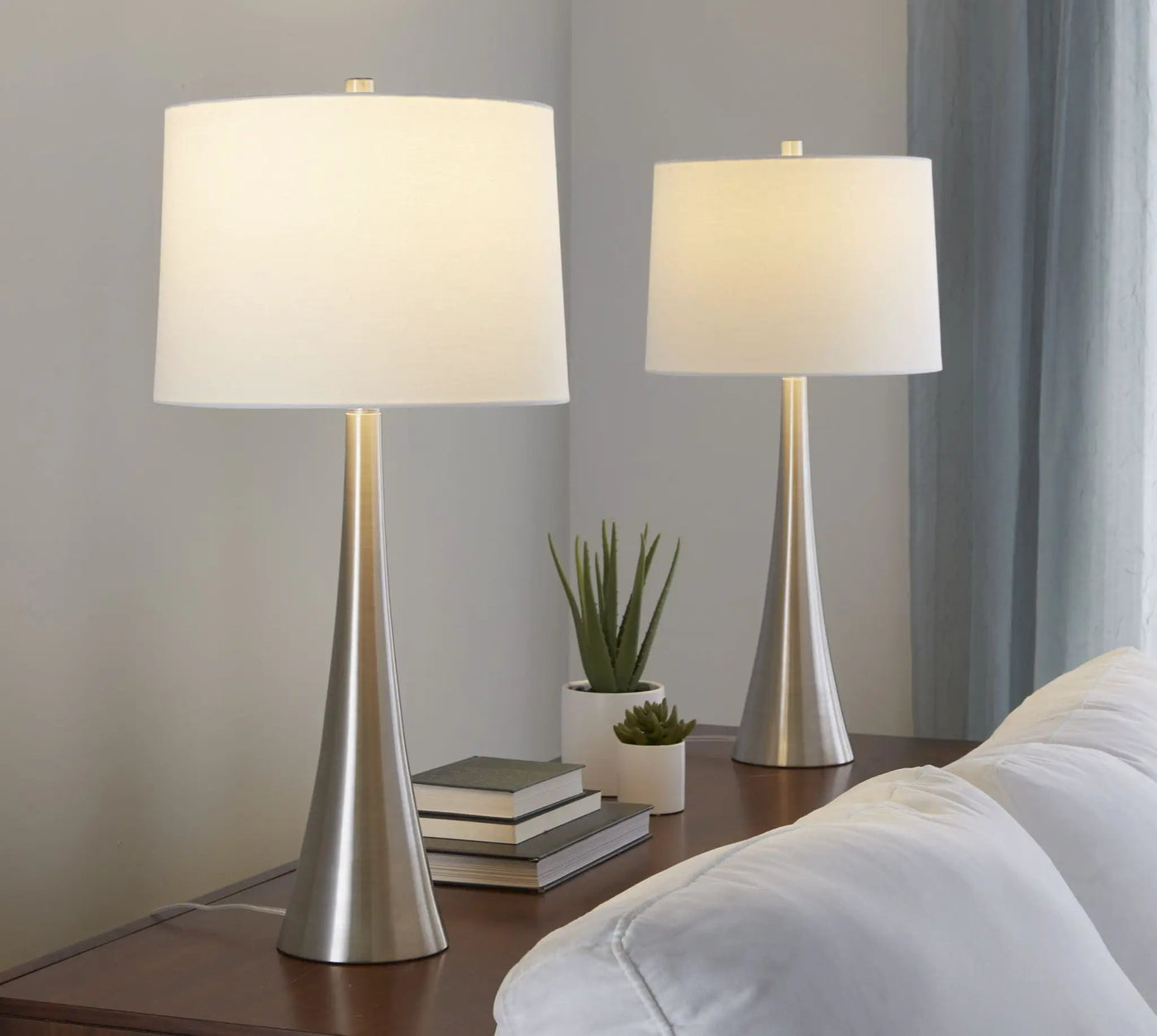 Diana - Contemporary Table Lamp (Set of 2) by HouseOfZazla