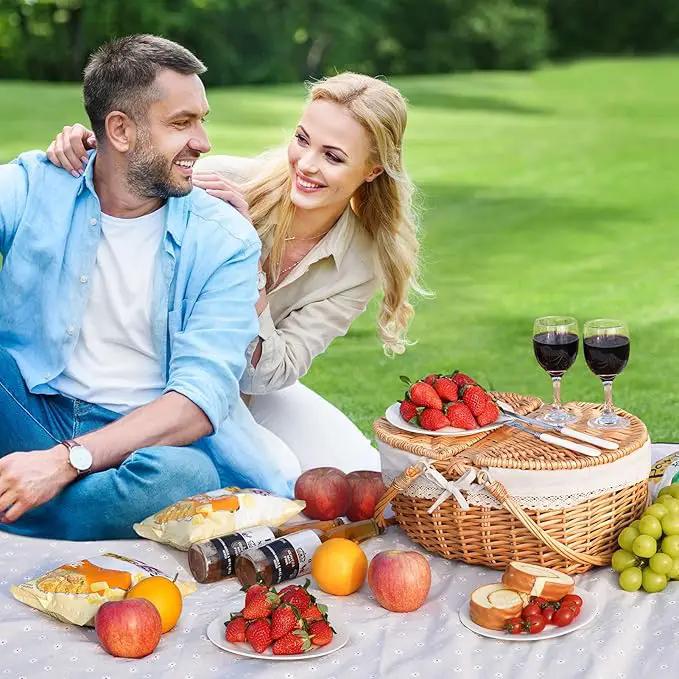 Happypicnic Wicker Picnic Basket with Handle, 15" Large Empty Picnic Basket with Lid & Removable Liner, Vintage Hand Woven Basket for Picnics, Camping, Veg Picking, Mother's Day, Thanksgiving (Solid) by GreenHaven Gardens