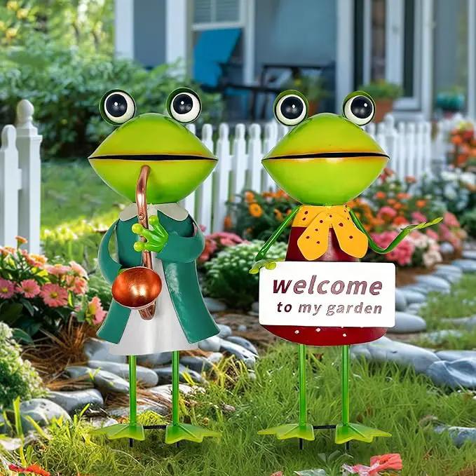 HONGLAND Metal Frog Garden Decor - Metal Frog Outdoor Statue -Outdoor Garden Decorations - 3D Frog Figurines - Christmas Holiday Lawn Patio Yard Fairy Garden Decor (with Welcome) by GreenHaven Gardens