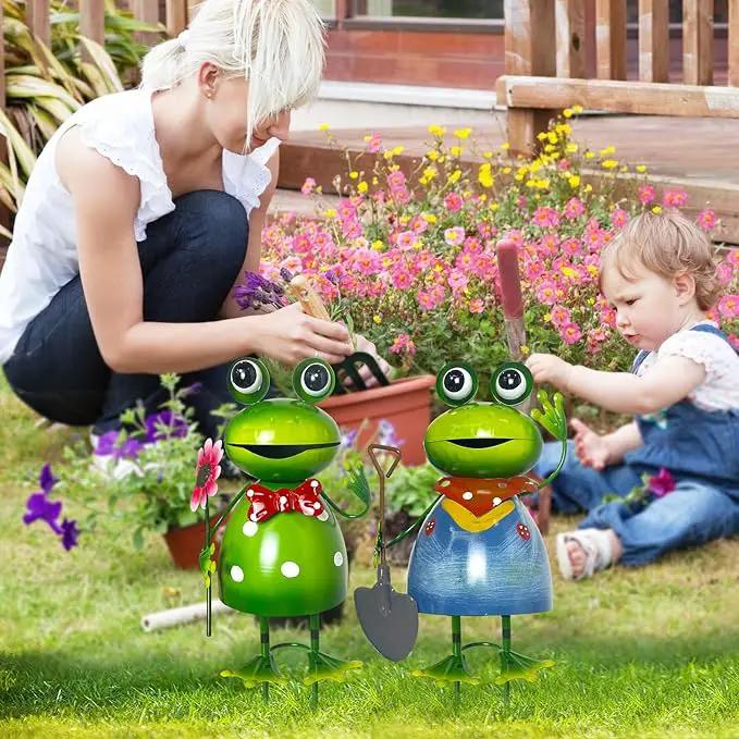 HONGLAND Metal Yard Art Garden Decor for Outside - Cute Frog Outdoor Decor - 3D Spring Frogs Figurine Garden Sculptures & Statues - Gifts for Grandma Mom - 2 Pcs by GreenHaven Gardens