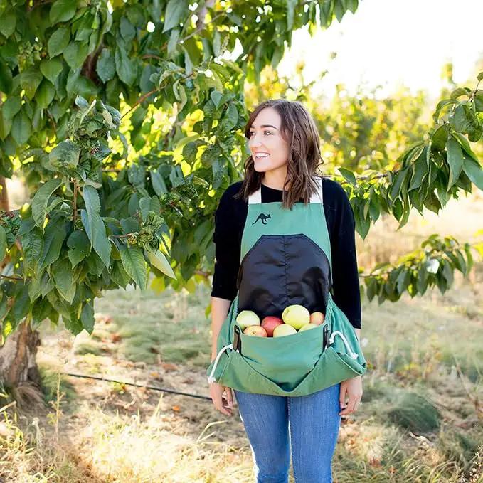 Roo Gardening Apron with Pockets & Harvesting, Picking Pouch - Adjustable, Water-resistant, Washable Canvas Cotton by GreenHaven Gardens