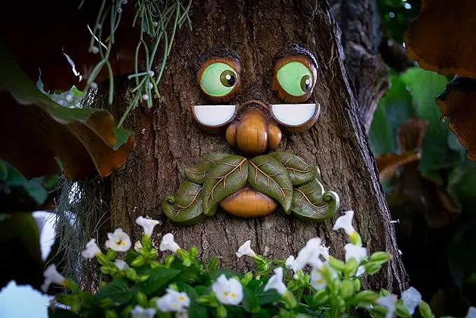 Tree Faces Decor Outdoor – Tree Hugger Yard Art Garden Decoration – Unique Garden Peeker for Outdoors and Indoors – Old Man Tree Art by GreenHaven Gardens