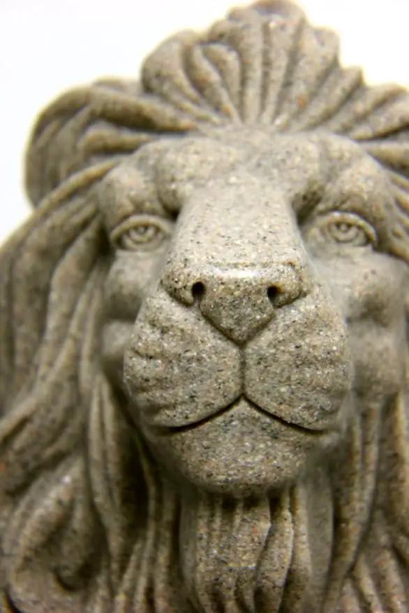 EMSCO Group Guardian Lion Statue – Natural Sandstone Appearance – Made of Resin – Lightweight – 28” Height by GreenHaven Gardens