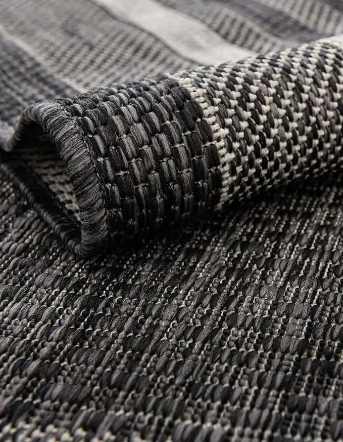 Unique Loom Outdoor Border Collection Area Rug - Soft Border (6' 1" Square Black/Ivory) by GreenHaven Gardens