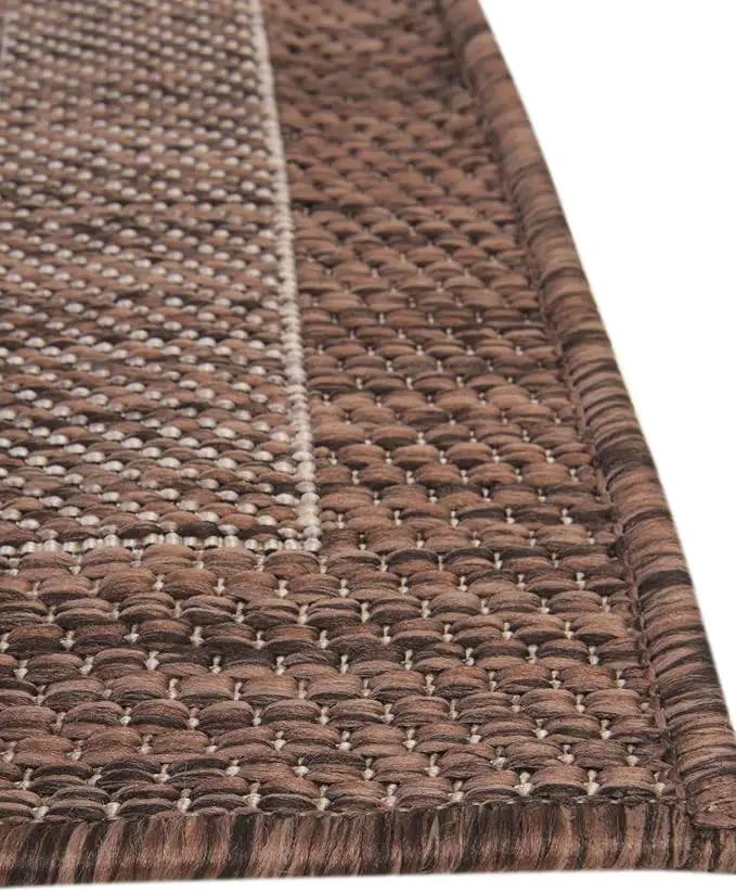 Unique Loom Outdoor Border Collection Area Rug - Soft Border (3' 3" x 5' 3" Rectangle Brown/Ivory) by GreenHaven Gardens
