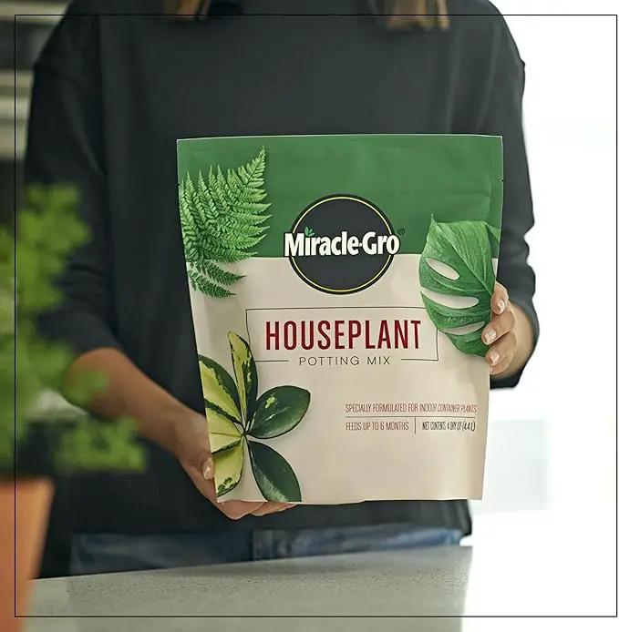 Miracle-Gro Houseplant Potting Mix: Fertilized, Perlite Soil for Indoor Gardening, Designed to Be Less Prone to Gnats, 4 qt. by GreenHaven Gardens