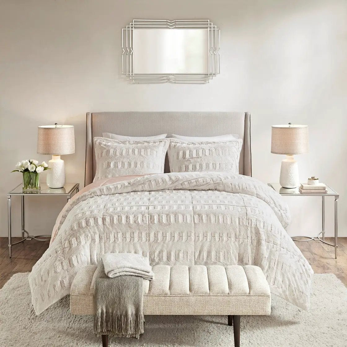 Twin/Twin XL Back Print Long Fur Comforter Mini Set by HouseOfZazla