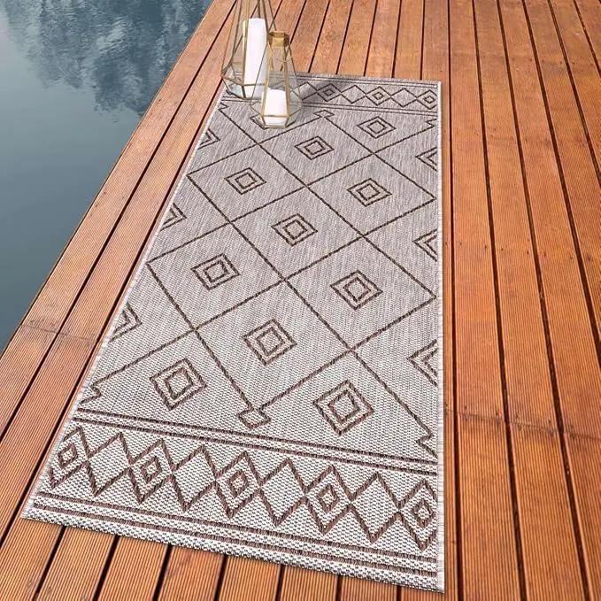 Keen Home Design Terrace Outdoor Runner Rug - 2x8 Washable Indoor/Outdoor Rug for Patio, Kitchen, Balcony, Beach, Garden, Deck and Porch, Size: 2'2"x7'7" by GreenHaven Gardens