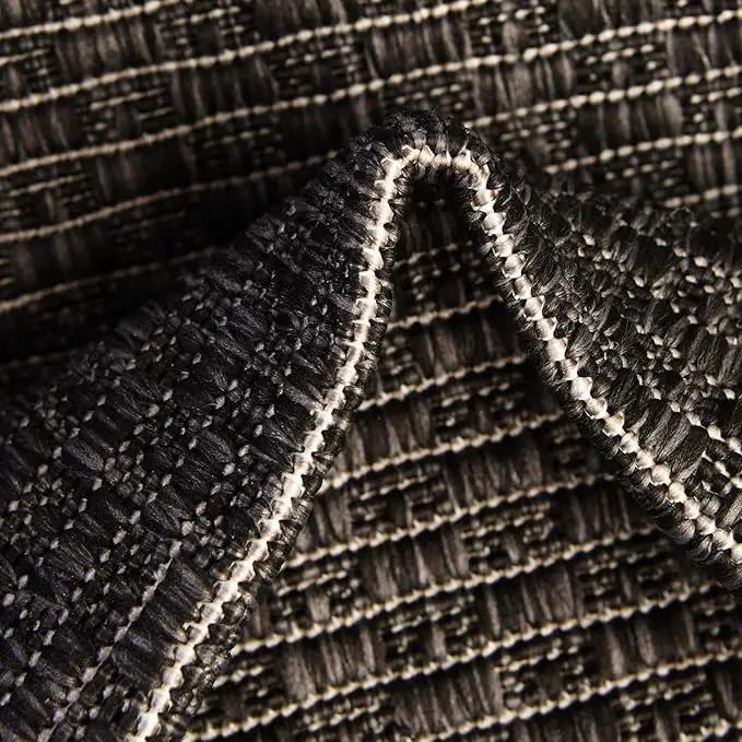 Unique Loom Outdoor Border Collection Area Rug - Soft Border (4' 1" Round, Black/ Ivory) by GreenHaven Gardens