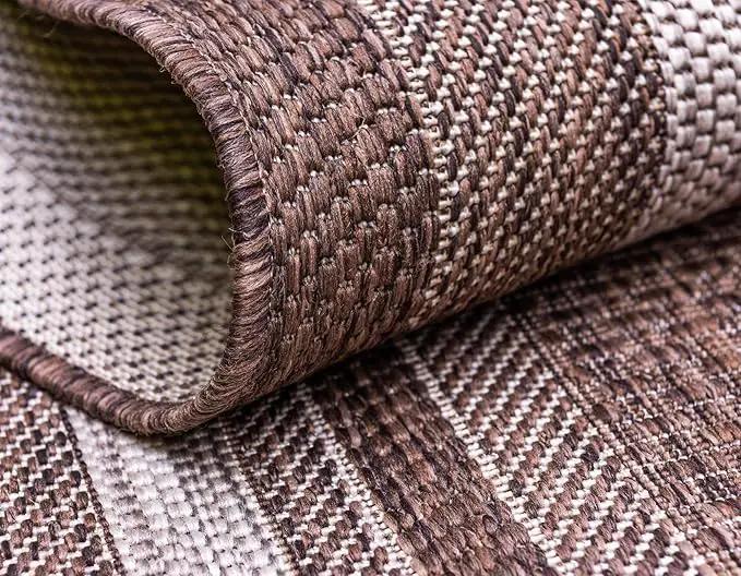 Unique Loom Outdoor Border Collection Area Rug - Soft Border (8' x 11' 4" Rectangle, Brown/ Ivory) by GreenHaven Gardens