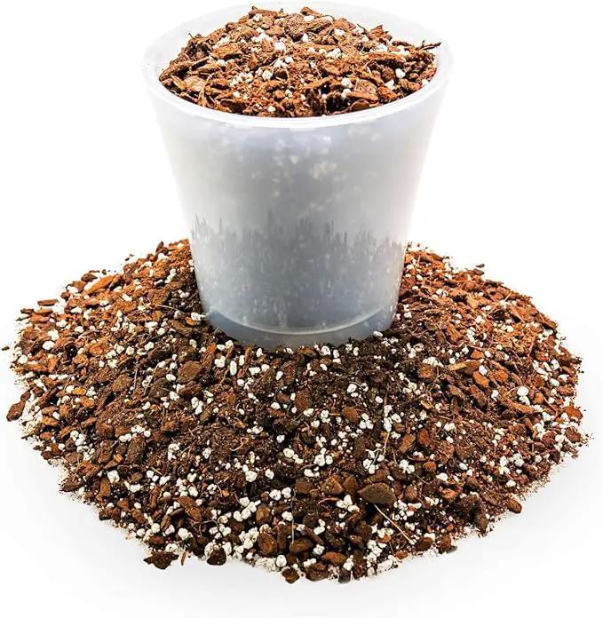 Premium Monstera Potting Soil - Quick Drain Potting Soil for Growing and Repotting Monstera Deliciosa/Swiss Cheese Plant - 1 Quart Bag by GreenHaven Gardens