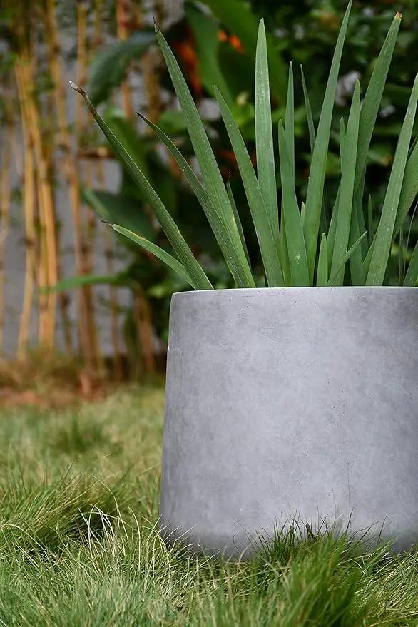 Kante 15.3" Dia Round Concrete Planter, Outdoor Indoor Large Plant Pots Containers with Drainage Hole and Rubber Plug for Home Garden Patio, Natural Concrete by GreenHaven Gardens