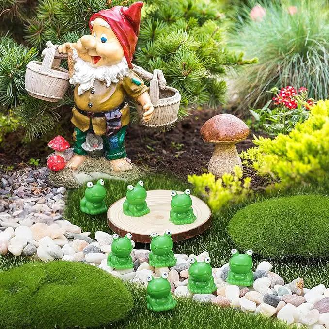 220 Pcs Mini Resin Frogs Green Plastic Miniature Tiny Figurines Tiny Frogs for Fairy Garden Moss Landscape DIY Craft Accessories Home Ornament and Dollhouse Birthday Party Favors by GreenHaven Gardens