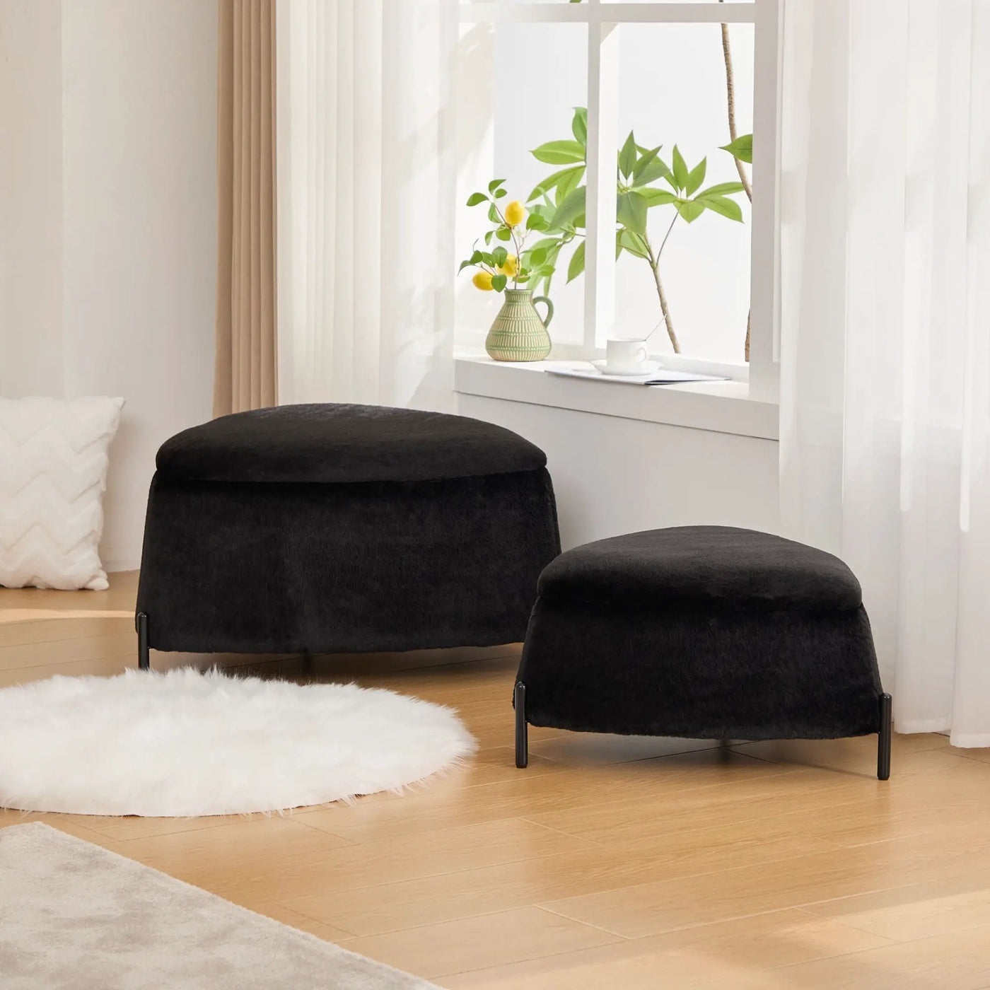 Upholstered Storage Ottoman Set With Reversible Lid by HouseOfZazla