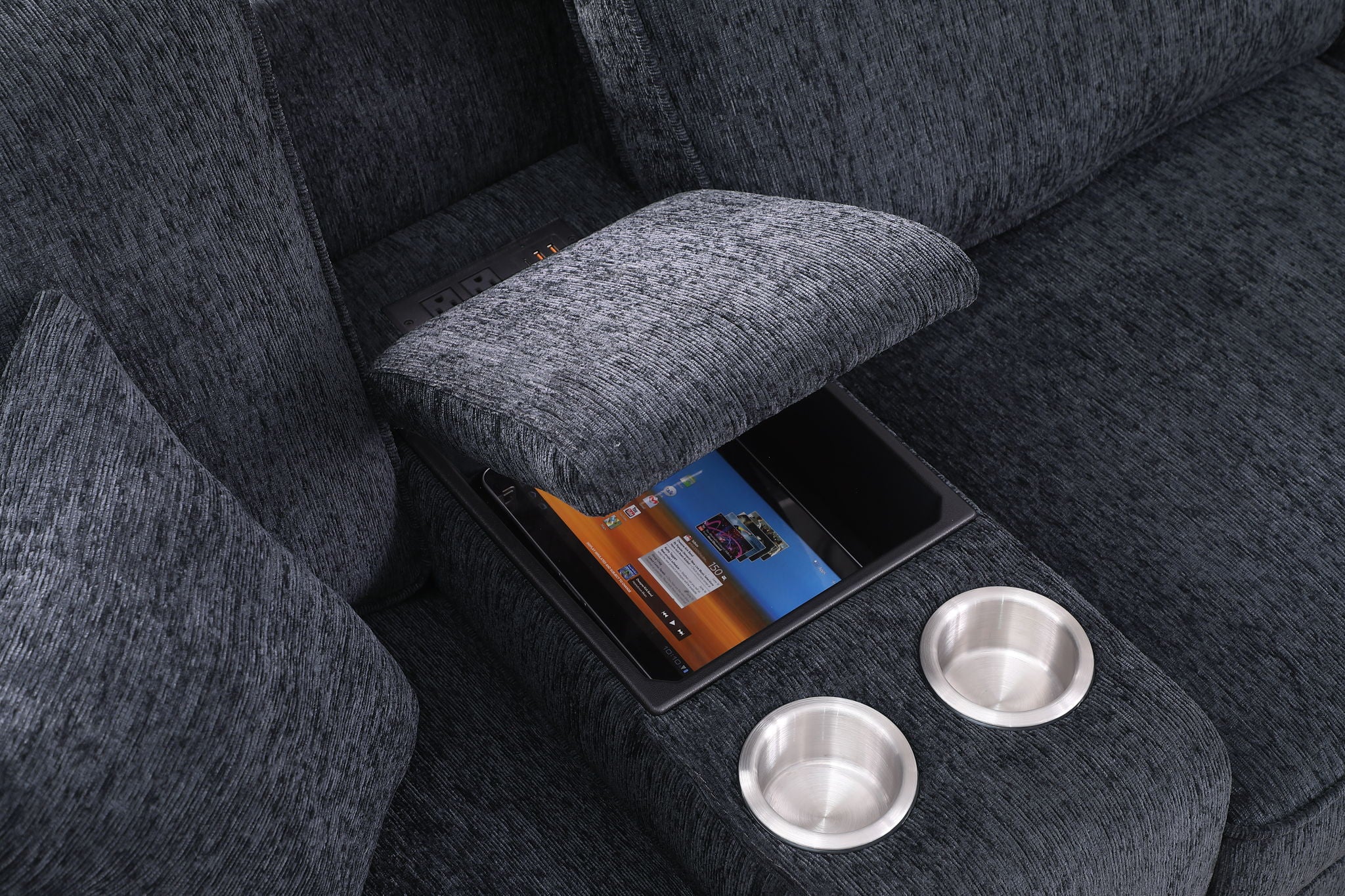 Lily - Sectional Sofa With Ottoman - Black by HouseOfZazla