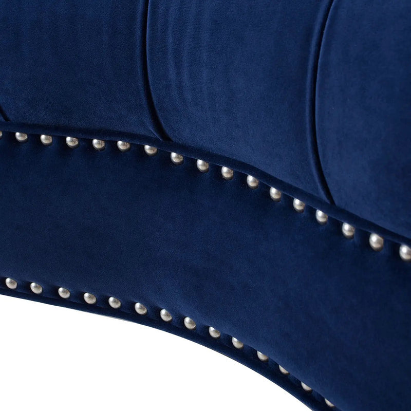 La Rosa - Victorian Tufted Upholstered Accent Chair by Unique Piece Furniture