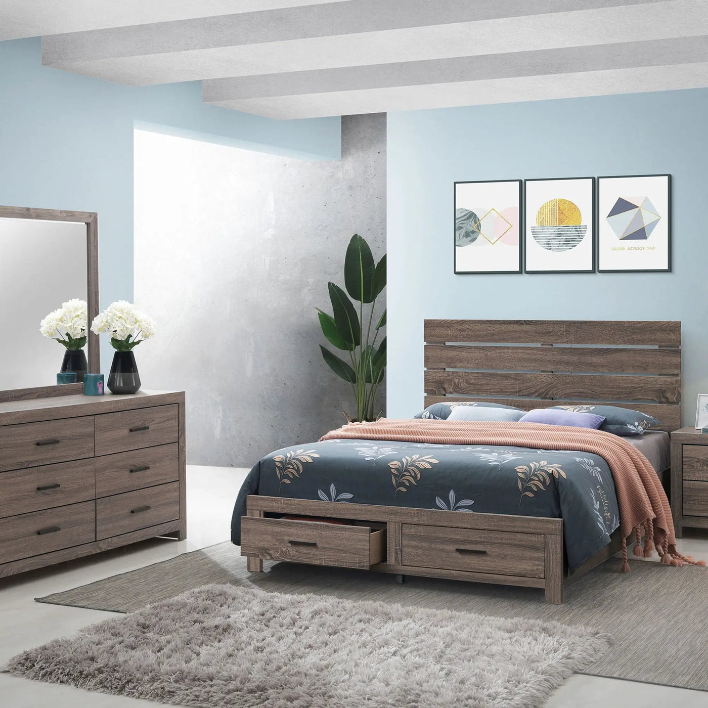 Sherwood - Bedroom Set With Platform Bed by HouseOfZazla