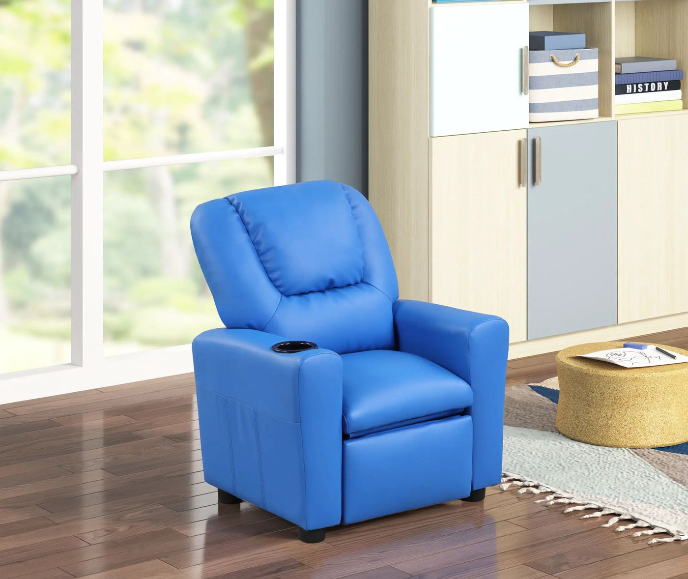 Marisa - Kids Recliner Chair With Cupholder by HouseOfZazla