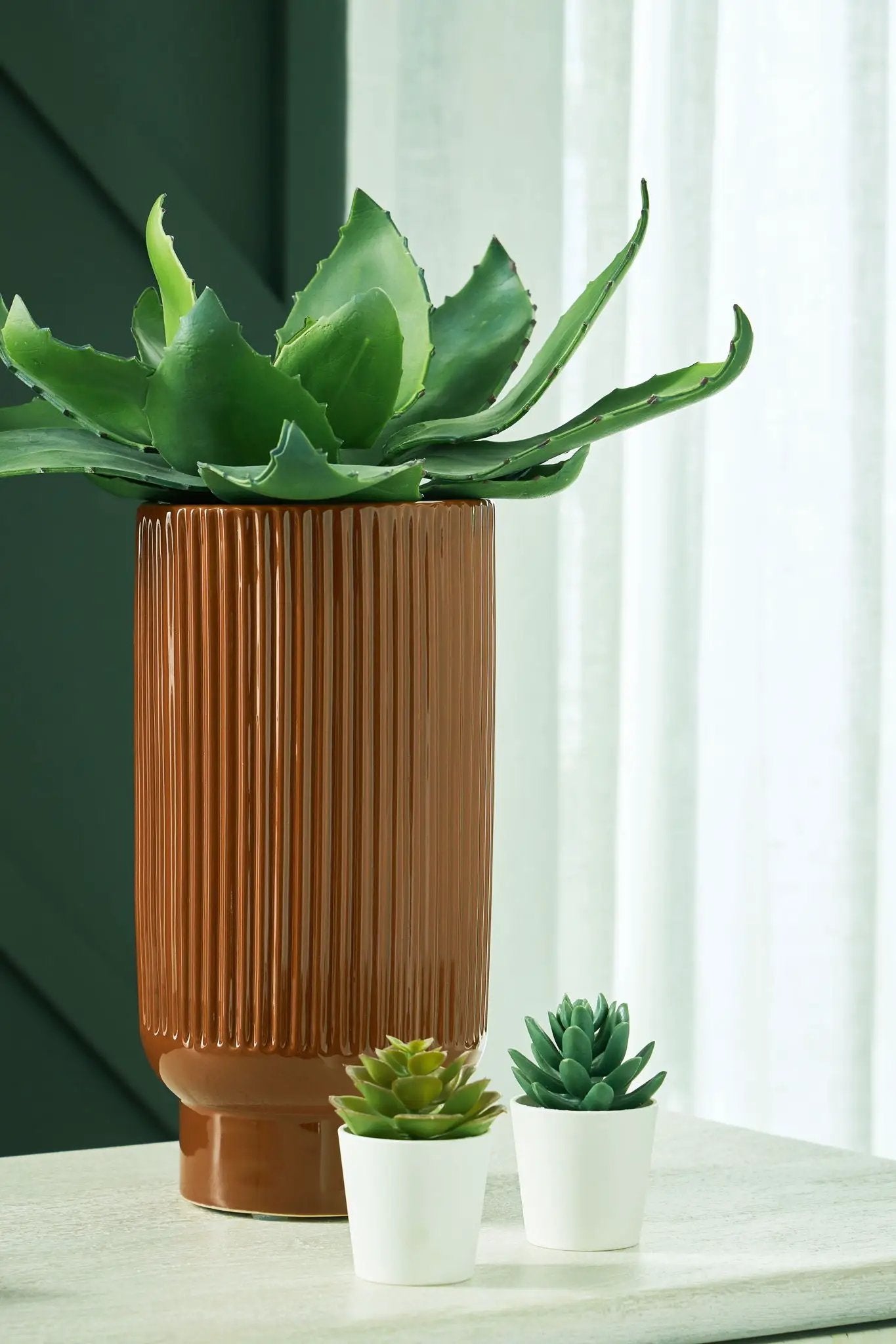 Avalyah - Vase by Unique Piece Furniture