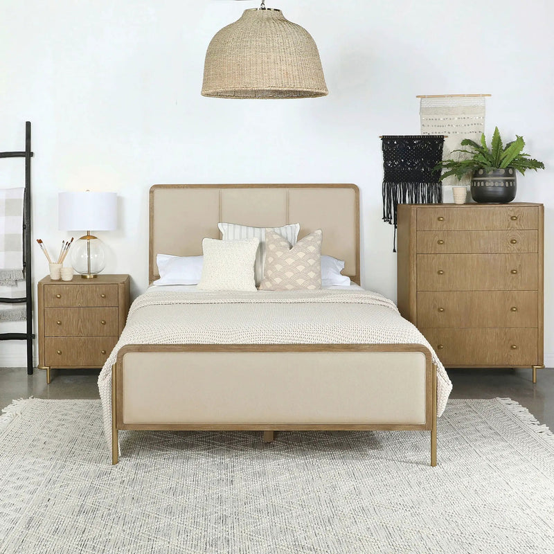 Arini 56-inch California King Panel Bed Cream and Sand Wash by Unique Piece Furniture