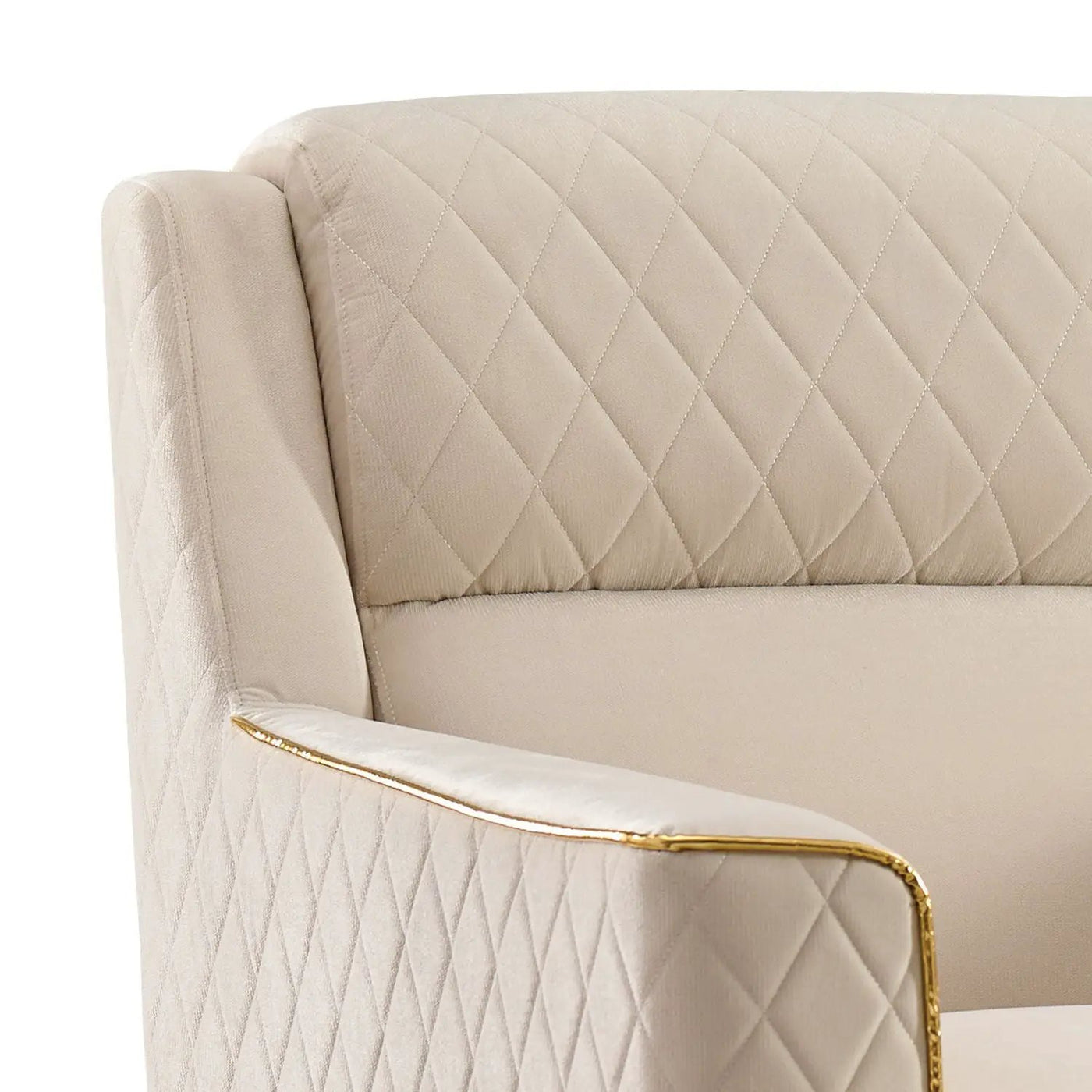 Lisa - Living Room Set by HouseOfZazla