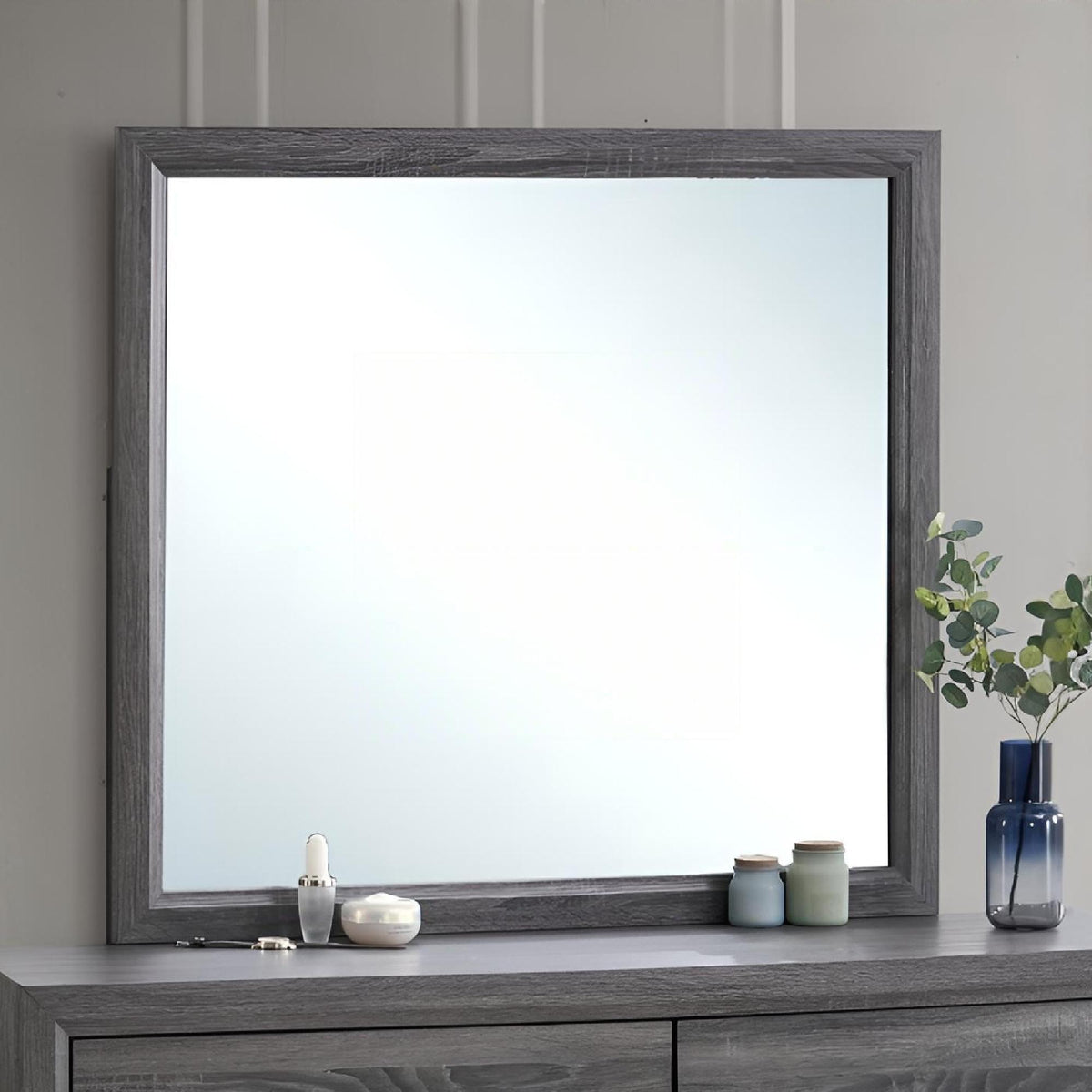Glasgow - Mirror With Minimalist Design And Low Distortion Glass, photo 5 of 10