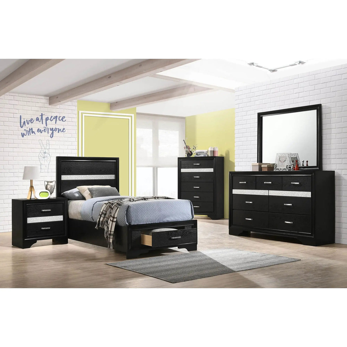 Annie - 5 Piece Bedroom Set by HouseOfZazla