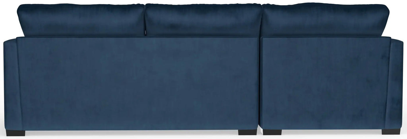 Jetson - Sectional With Comfort Coil Seat Cushions, Included Accent Pillows & Cocktail Ottoman by Unique Piece Furniture
