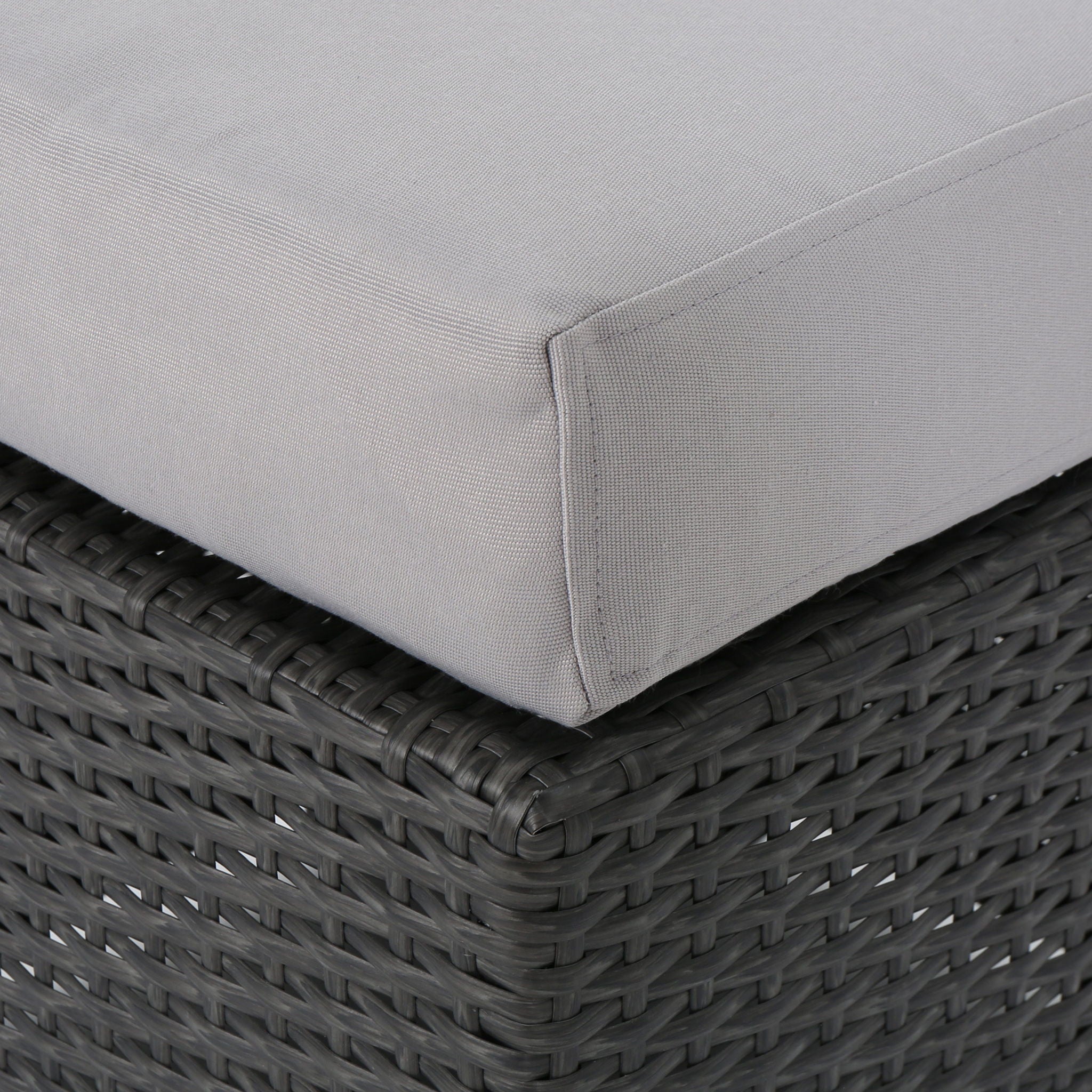 Santa Rosa Outdoor Lounge Ottoman by HouseOfZazla