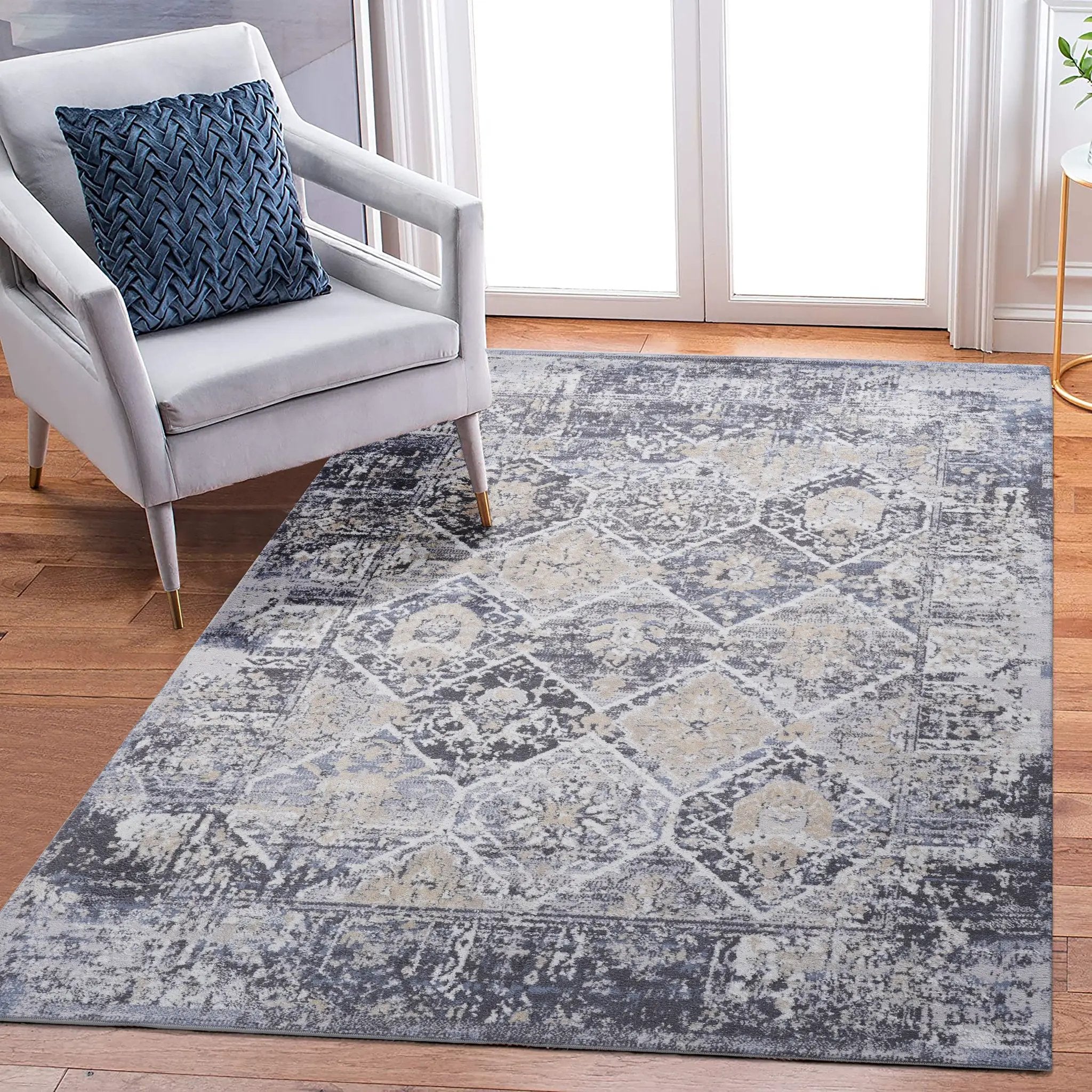 Payas Collection 5.3X7.6 Rug by HouseOfZazla