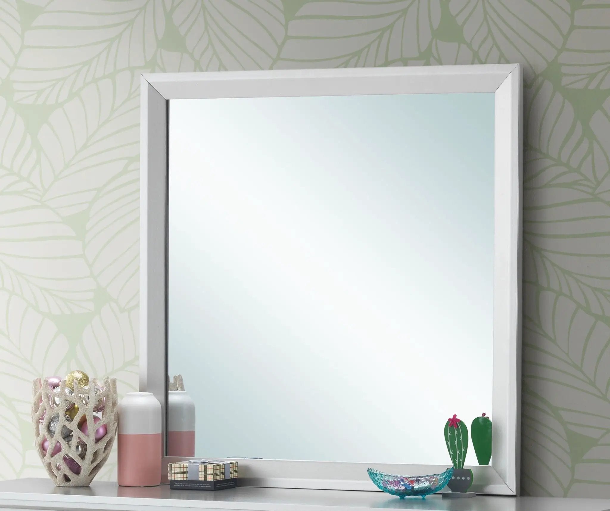 Primo - Mirror by HouseOfZazla