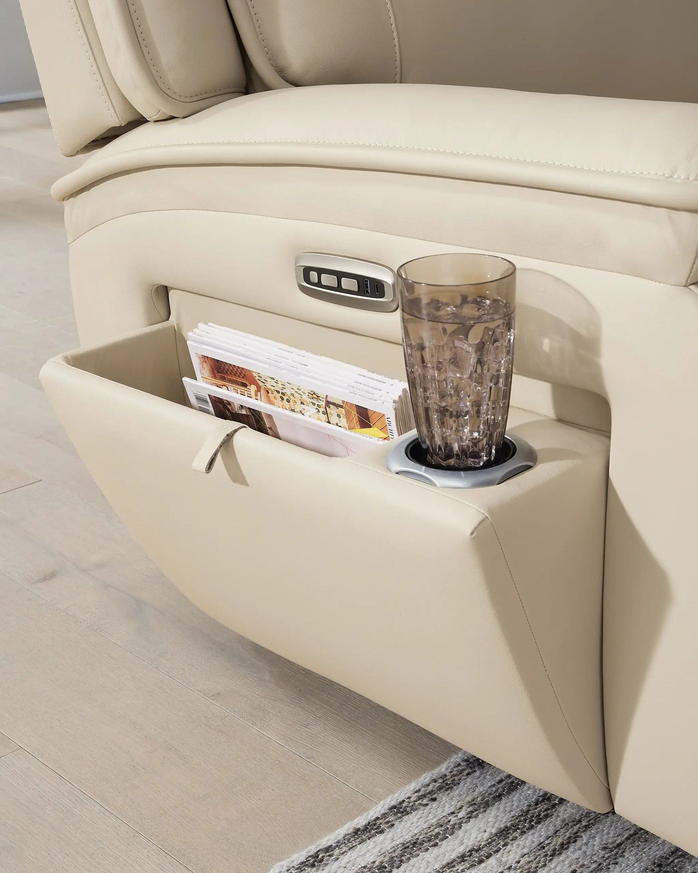 Double Deal - Reclining Sectional by Unique Piece Furniture