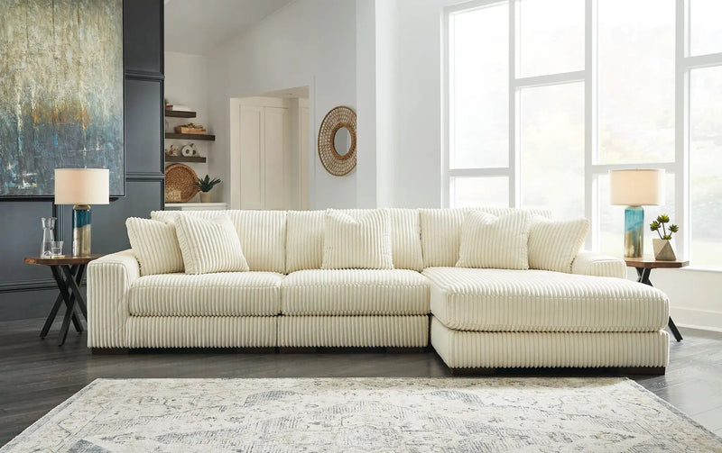 Lindyn - Sectional by Unique Piece Furniture