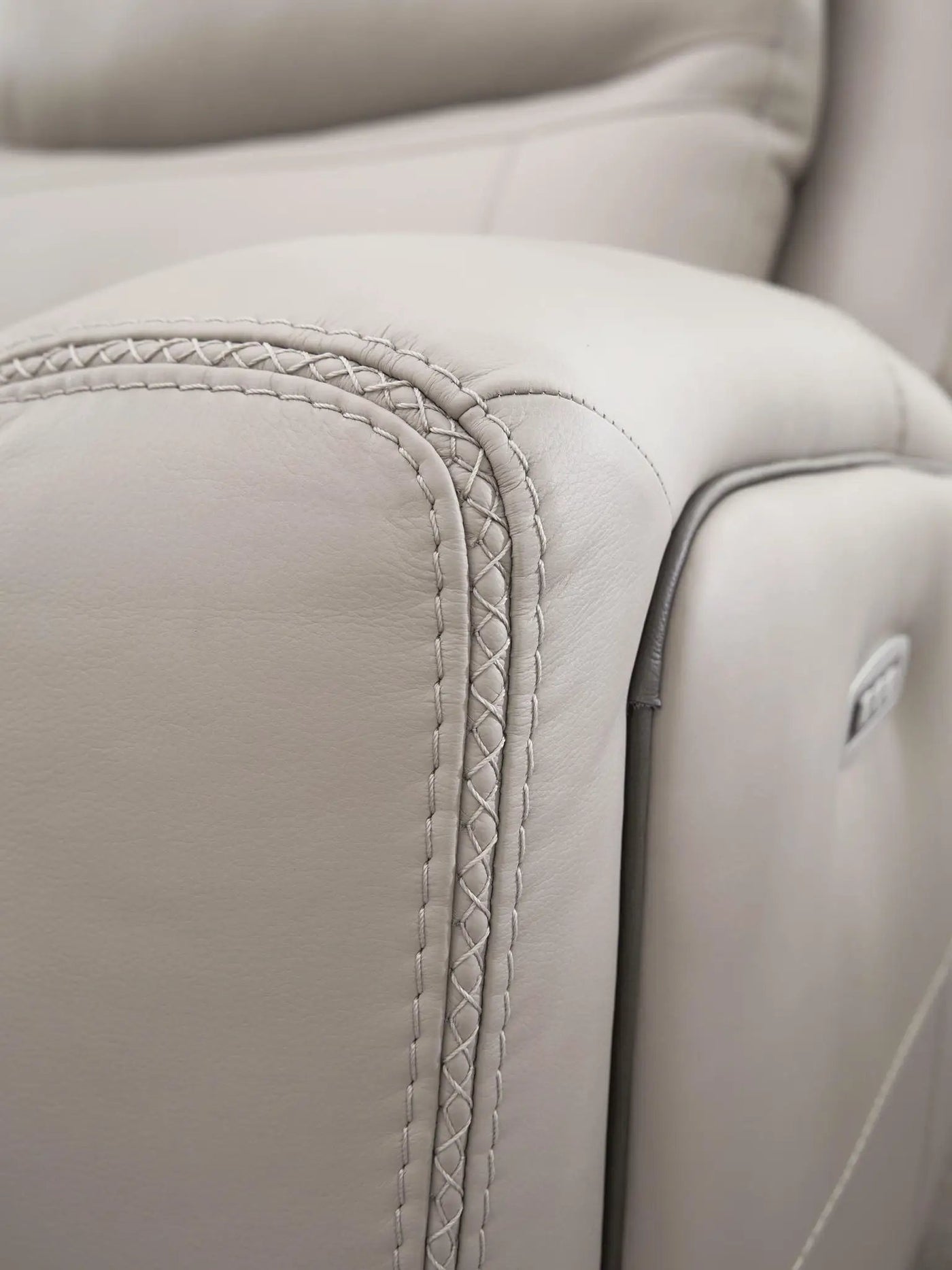 Gravier - Reclining Sectional by Unique Piece Furniture