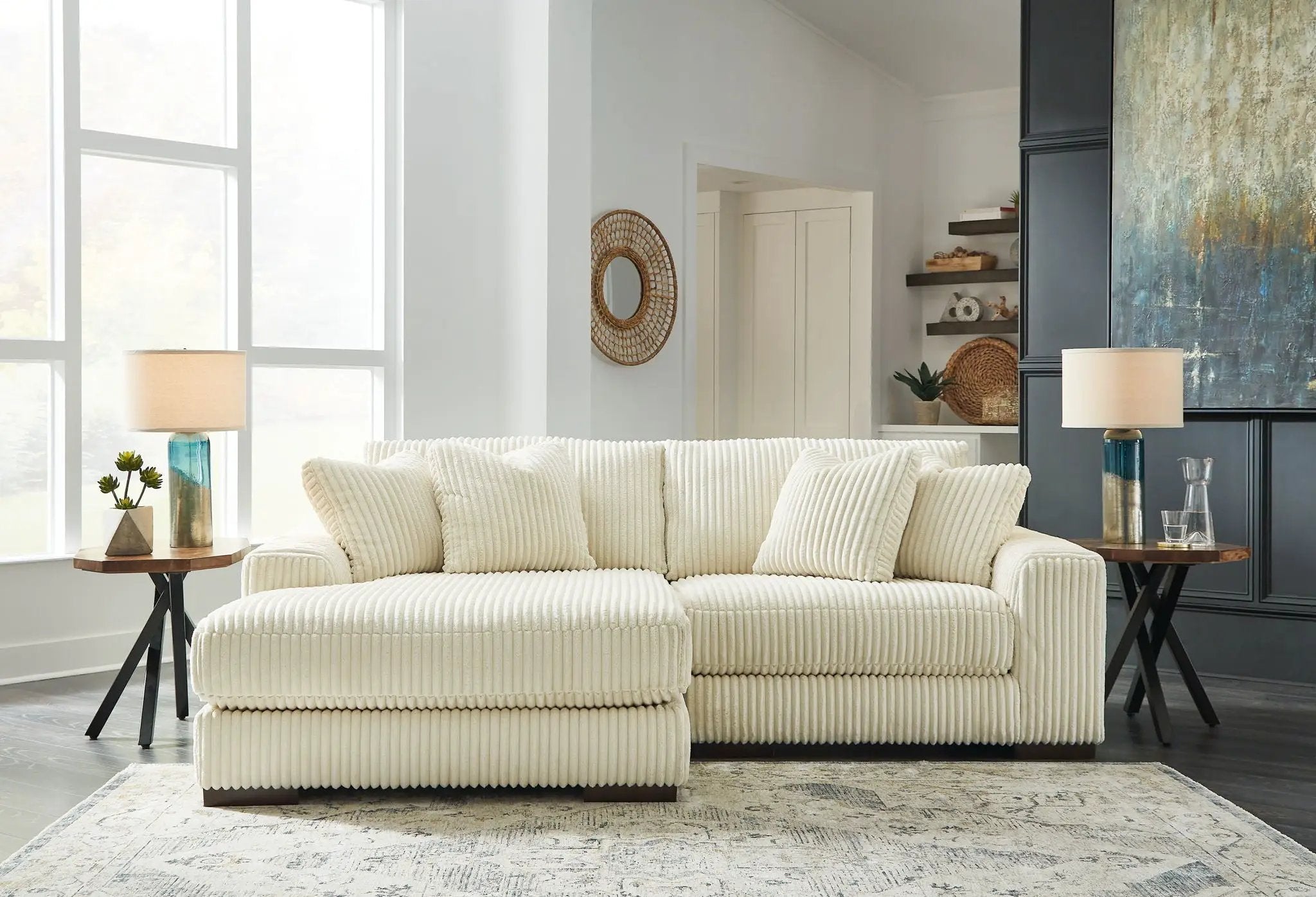 Lindyn - Sectional by Unique Piece Furniture