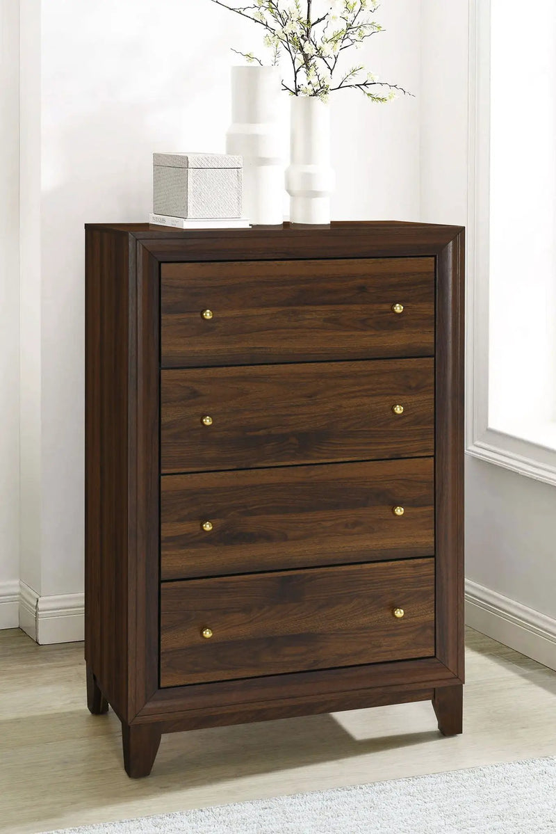 Welsley 4-drawer Chest of Drawers Walnut by Unique Piece Furniture
