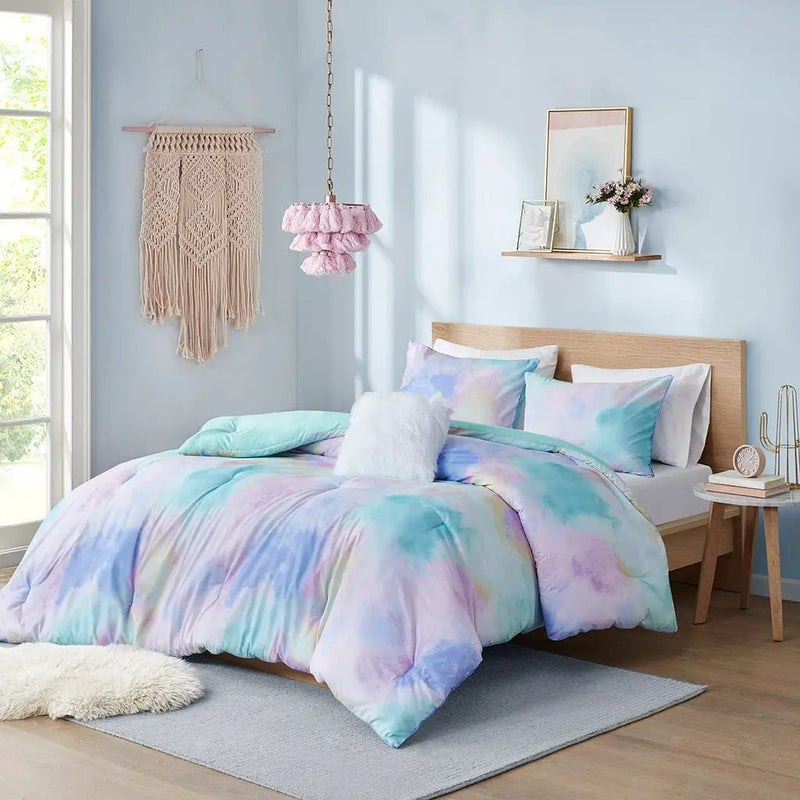 Twin/Twin XL Watercolor Tie Dye Printed Comforter Set with Throw Pillow by HouseOfZazla