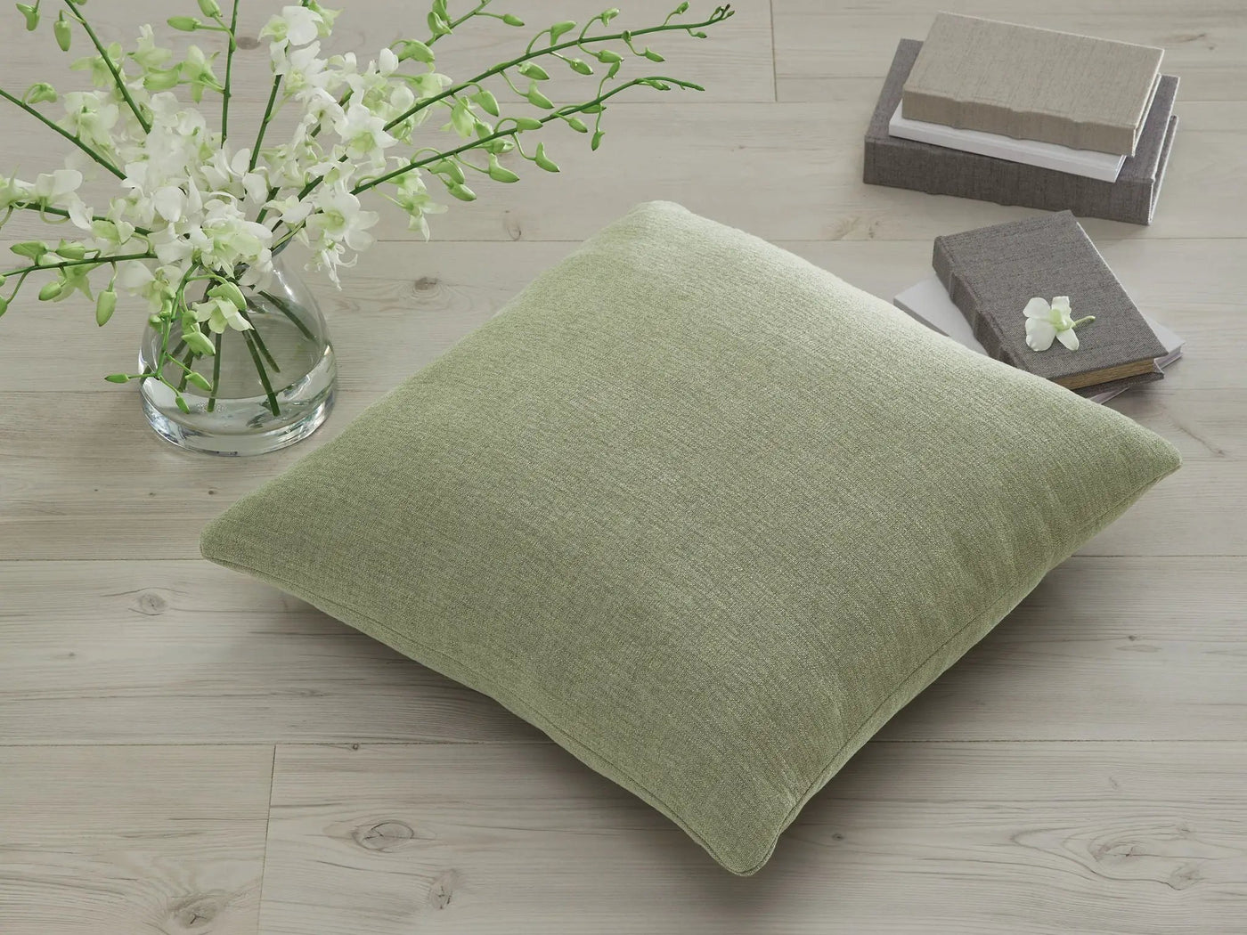 Brockbert - Pillow by Unique Piece Furniture