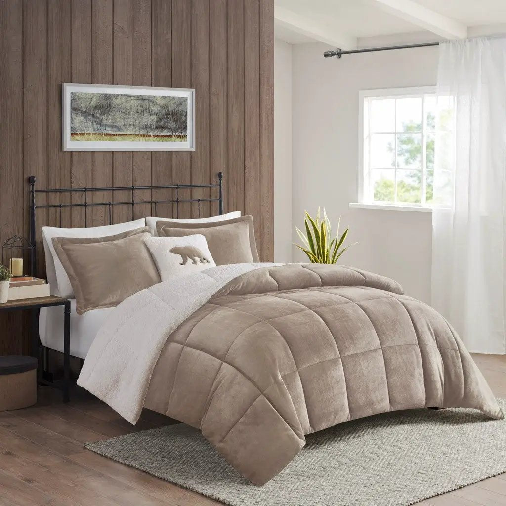 King Plush to Sherpa Down Alternative Comforter Set by HouseOfZazla