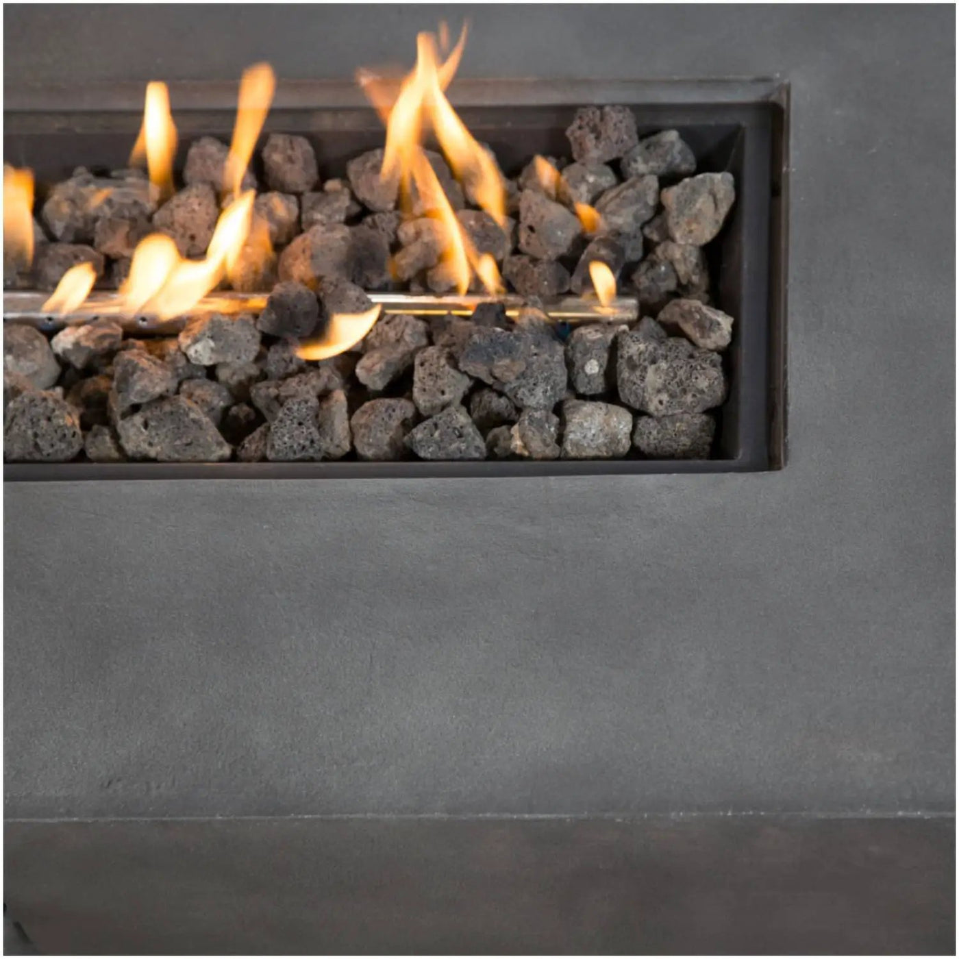 Lightweight Design Propane / Natural Gas Fire Pit Table by HouseOfZazla