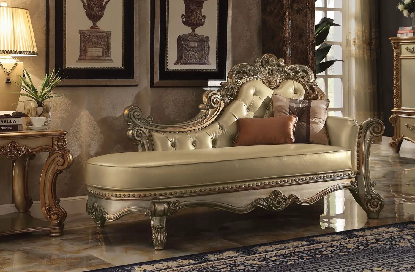 Vendome - Chaise w/2 Pillows by Unique Piece Furniture