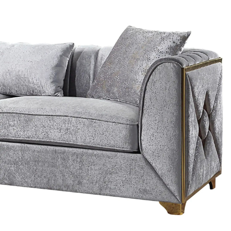 Velencia - Sofa by HouseOfZazla