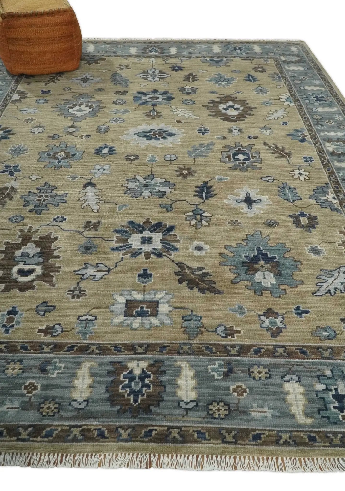 8x10 Traditional Beige and Gray Antique Style Floral Hand knotted Wool Area Rug by The Rug Decor