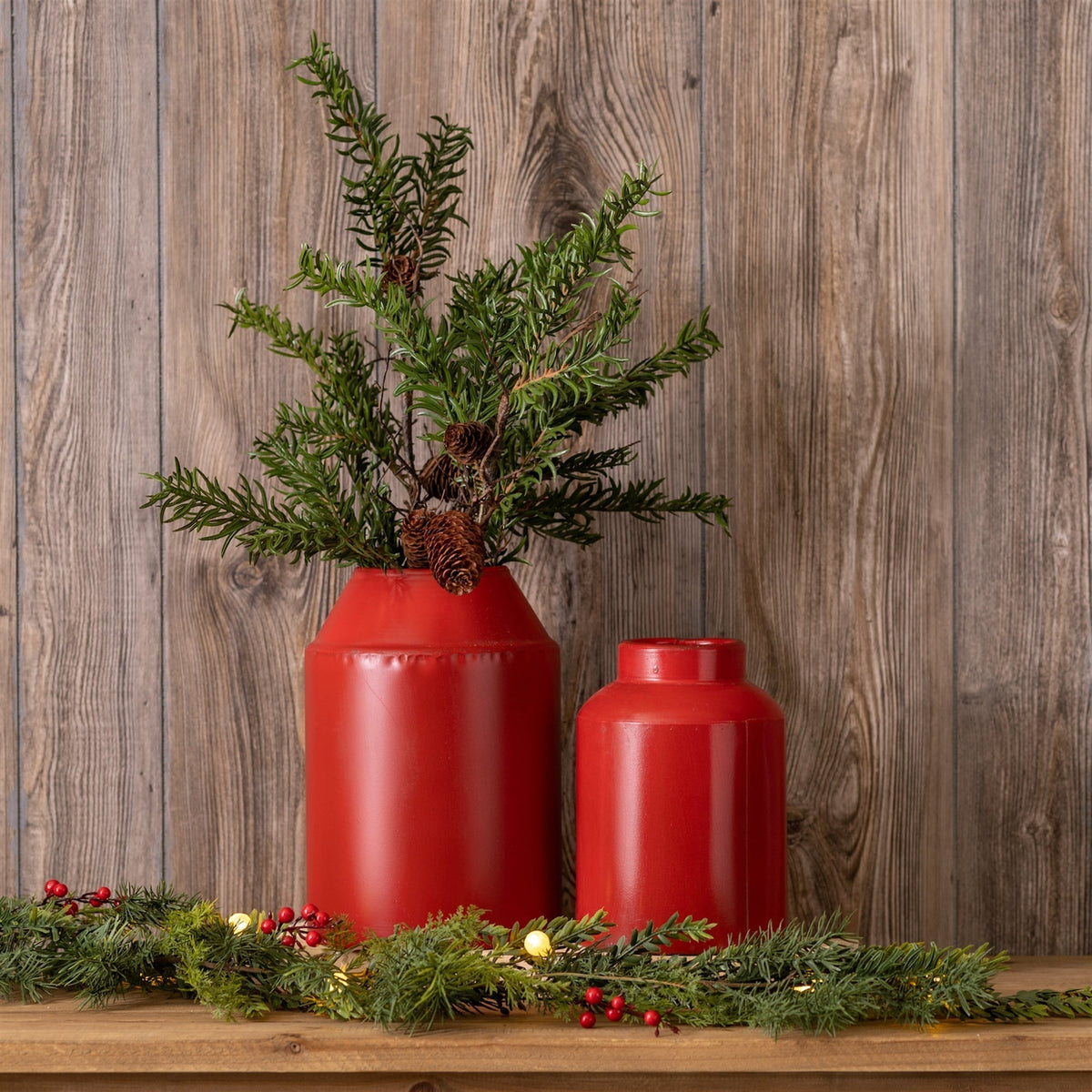 Red metal vase (set of 2), photo 2 of 4